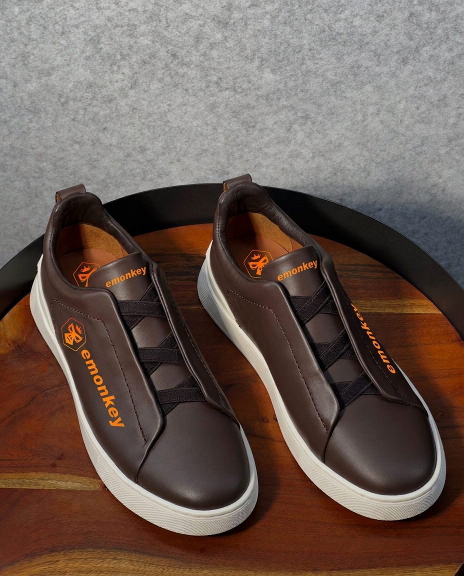 Brown Smooth Black-Shoelaces Triple Stitch™ SECONDSKIN Sneakers